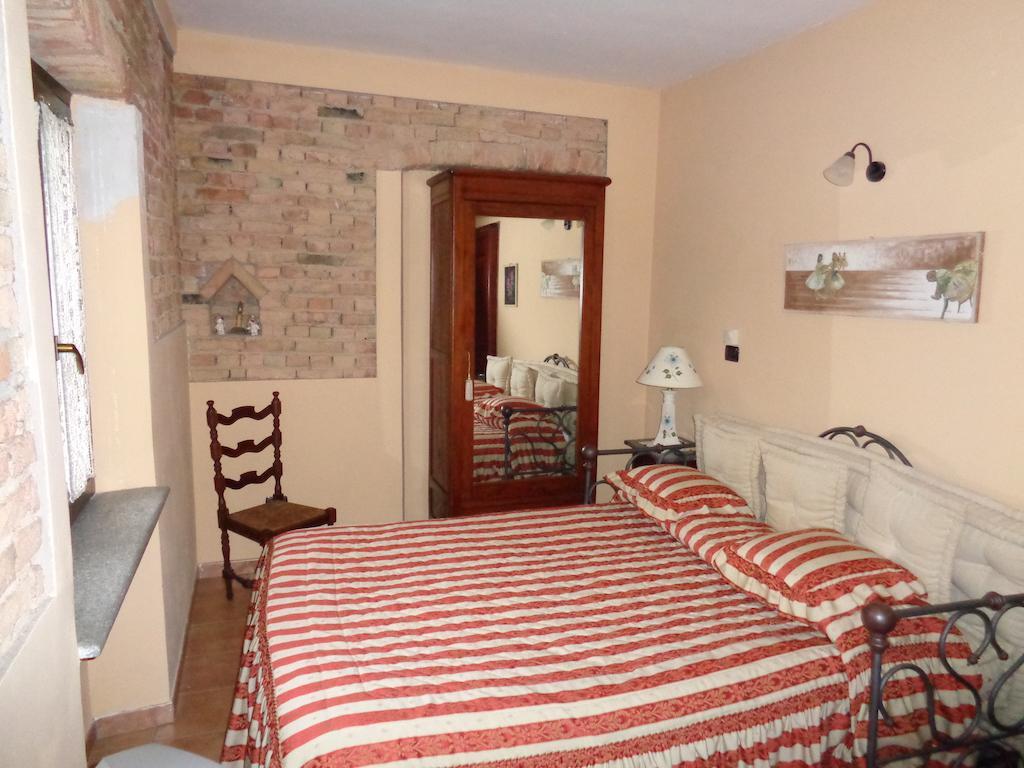 Gran Collina Villa San Damiano dʼAsti Cameră foto